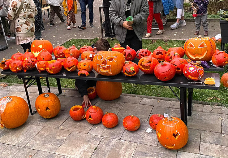 Happy Halloween im BusStop